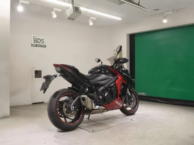 Suzuki GSX-S1000F