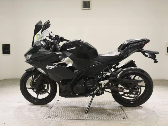 Kawasaki NINJA400-2  с аукциона в Японии