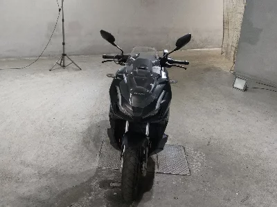 Honda ADV160