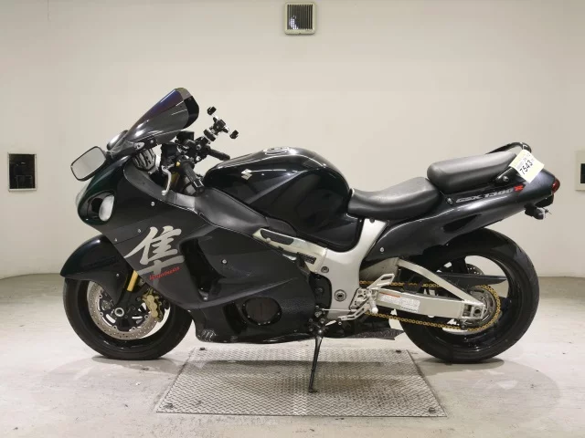 Suzuki GSX1300R HAYABUSA  с аукциона в Японии
