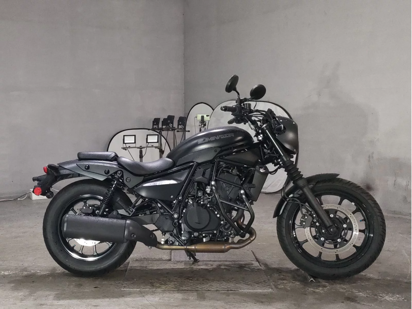 Kawasaki ELIMINATOR 400SE  с аукциона в Японии