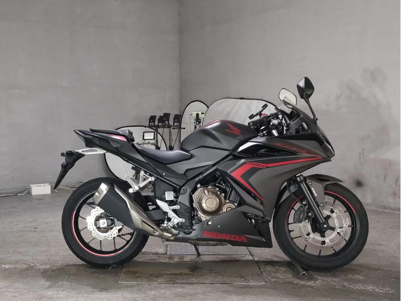 Honda CBR400R 2021