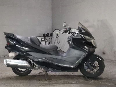 Suzuki SKYWAVE 250S