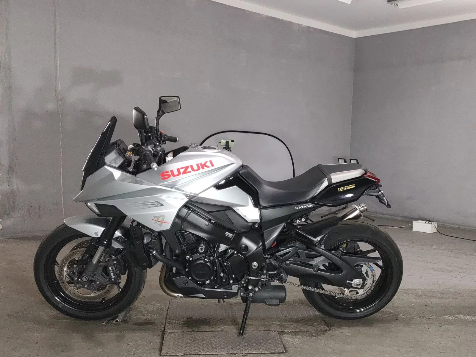Suzuki KATANA  с аукциона в Японии