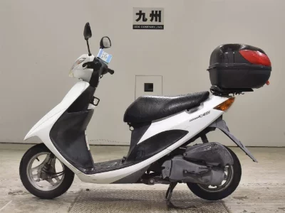 Suzuki ADDRESS V50