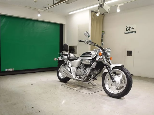 Honda MAGNA 250  с аукциона в Японии