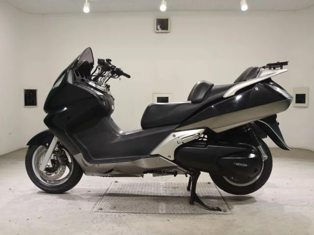 Honda SILVERWING400 ABS  с аукциона в Японии