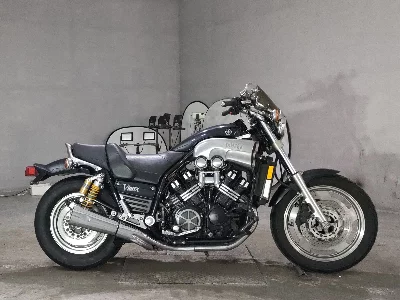 Yamaha V-MAX