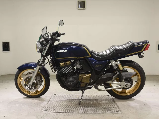 Kawasaki ZRX-2  с аукциона в Японии