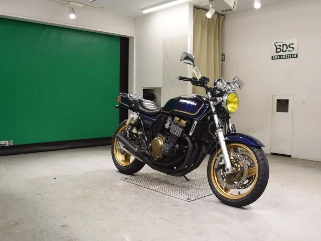 Kawasaki ZRX-2  с аукциона в Японии