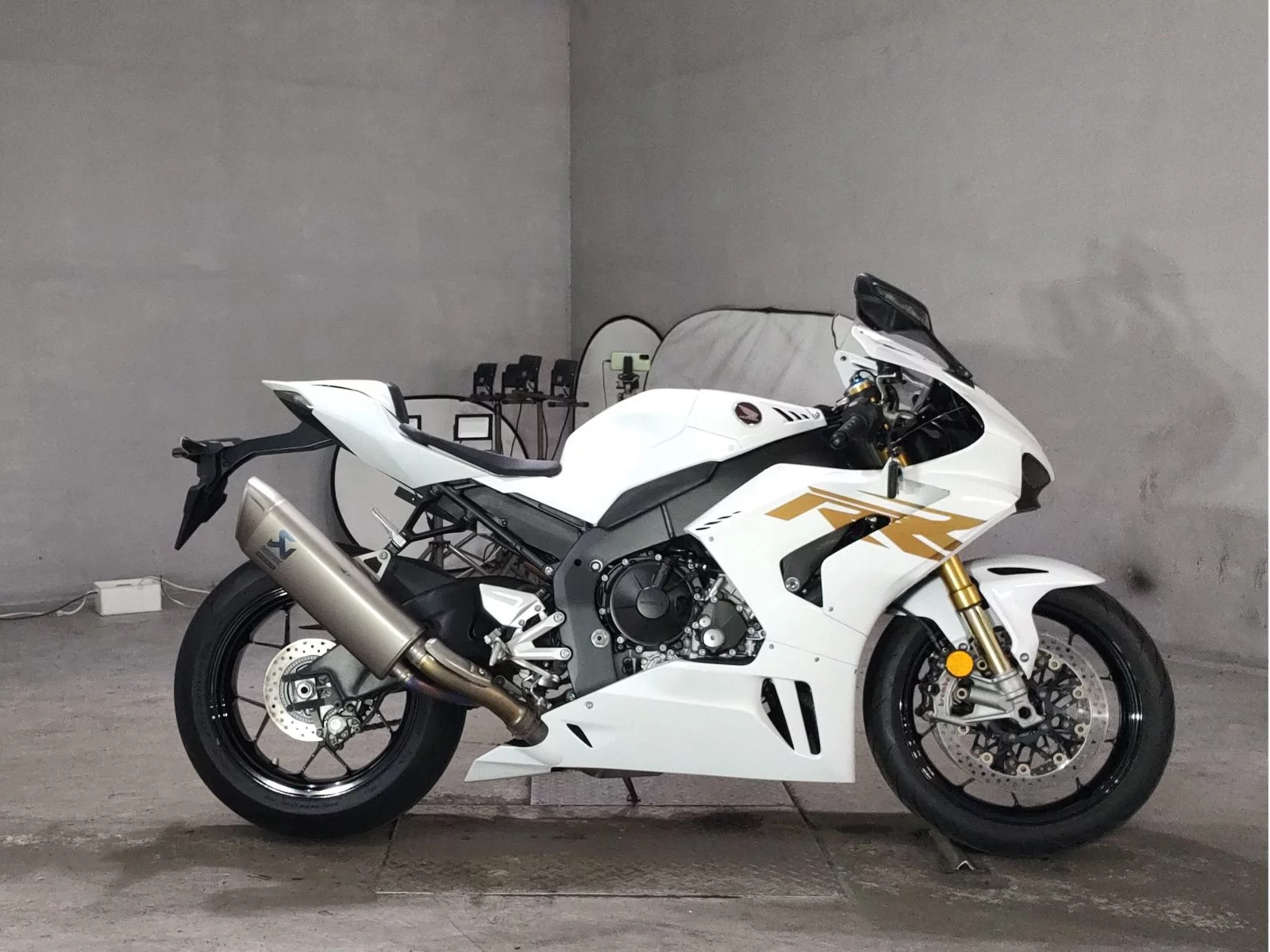 Honda CBR1000RR-R SP 2021
