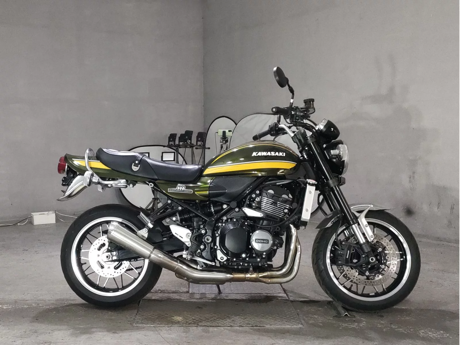 Kawasaki Z900RS 2021
