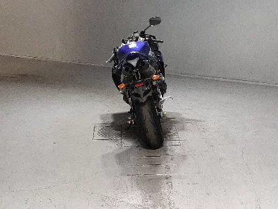 Yamaha YZF-R1