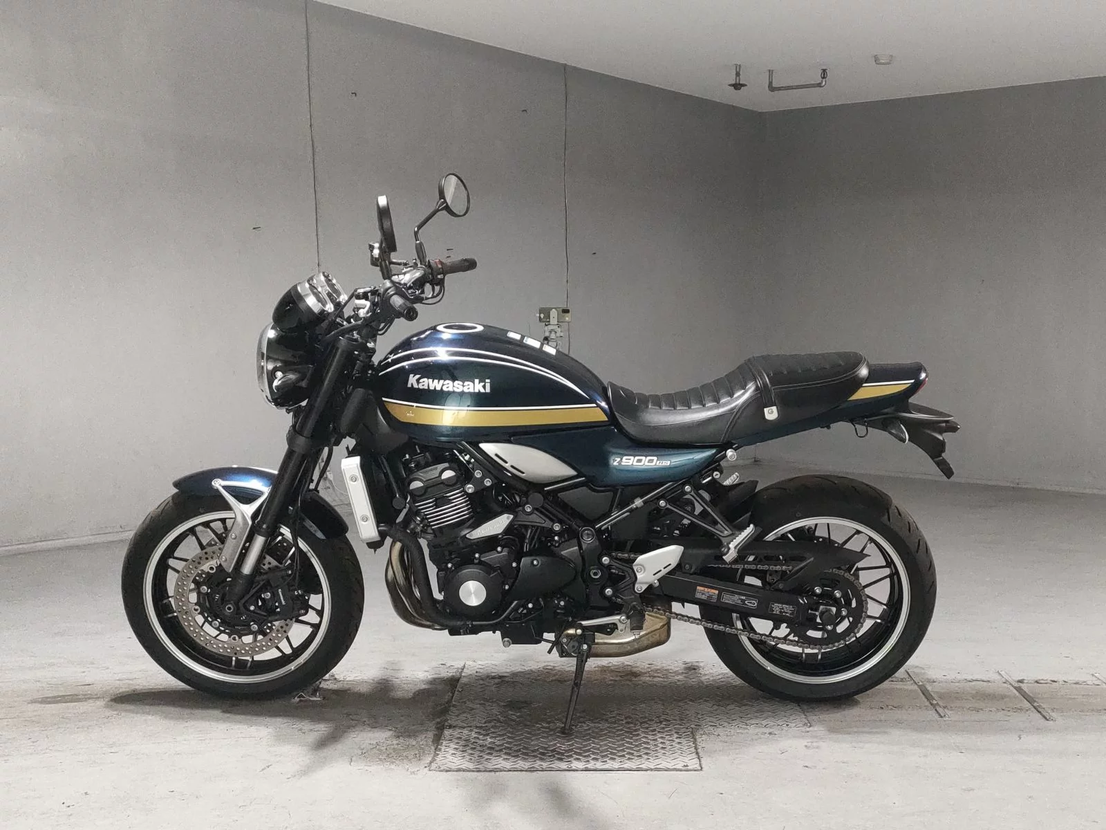 Kawasaki Z900RS  с аукциона в Японии