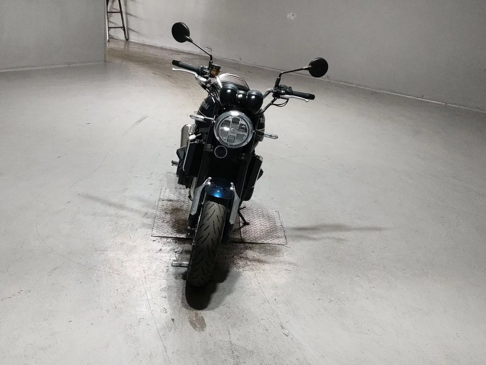 Kawasaki Z900RS  с аукциона в Японии