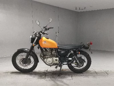 Suzuki GLASS TRACKER BIG BOY