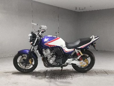 Honda CB400SFV-4