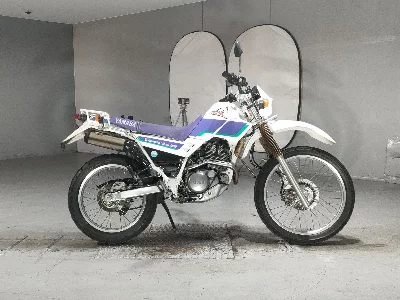 Yamaha SEROW 225W