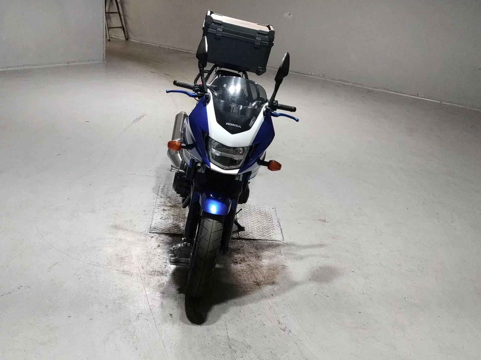 Honda CB400SFV-4 BOLDOR 2021