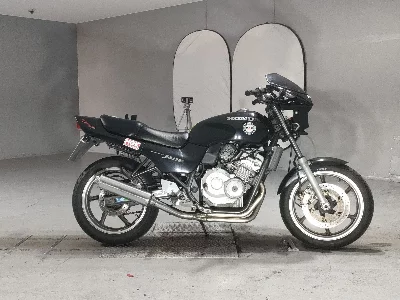 Мотоцикл из Японии Honda JADE