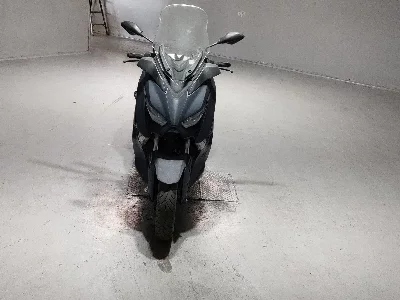 Yamaha X-MAX250