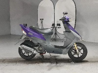 Suzuki ZZ