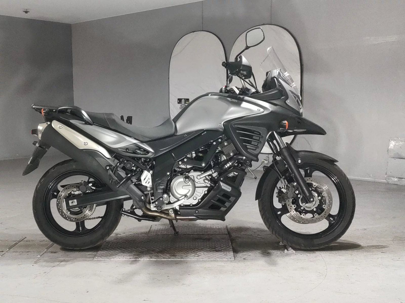 Suzuki V STROM650  с аукциона в Японии