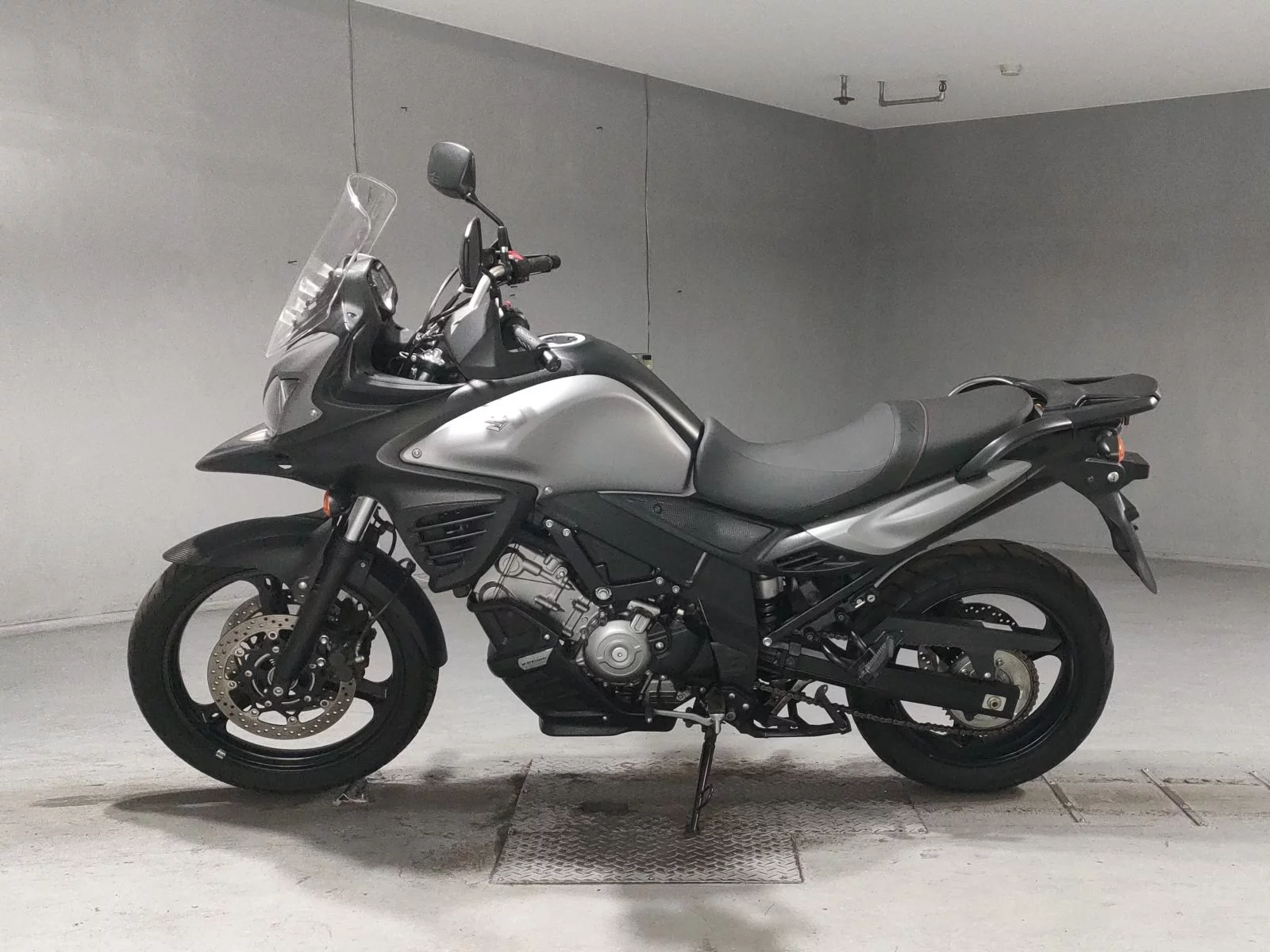 Suzuki V STROM650  с аукциона в Японии