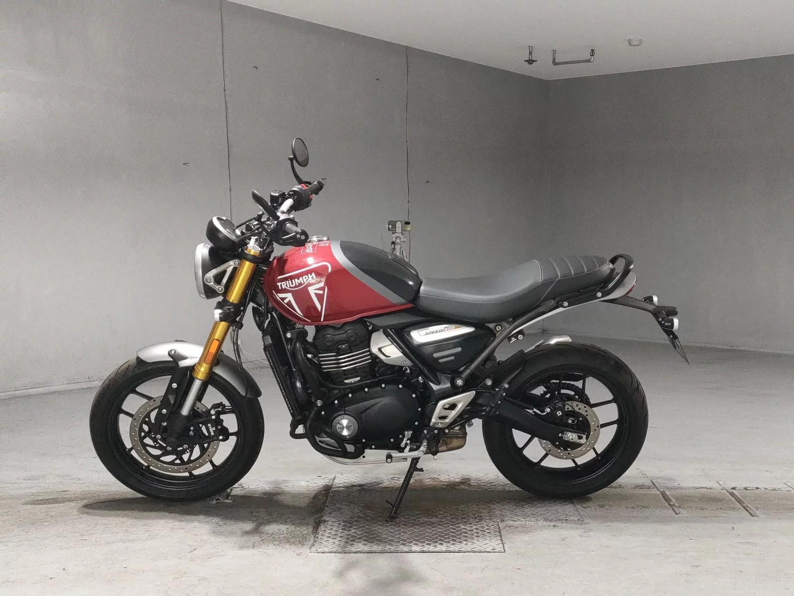 Triumph TRIUMPH  SPEED 400  с аукциона в Японии