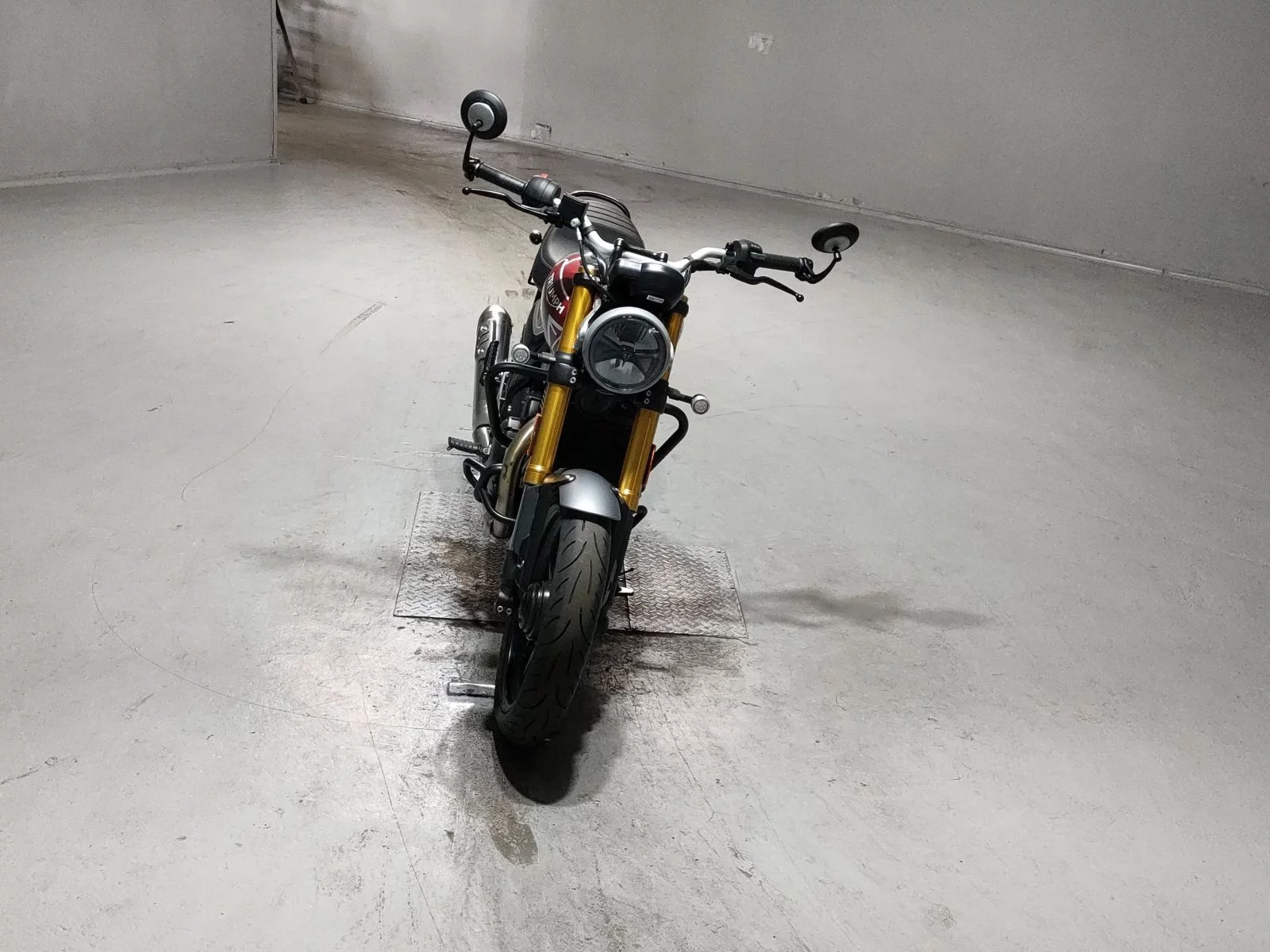 Triumph TRIUMPH  SPEED 400  с аукциона в Японии