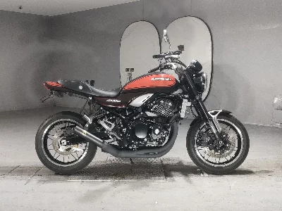 Kawasaki Z900RS
