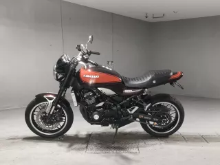 Kawasaki Z900RS