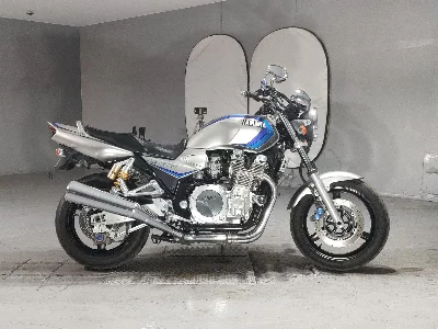 Yamaha XJR1300
