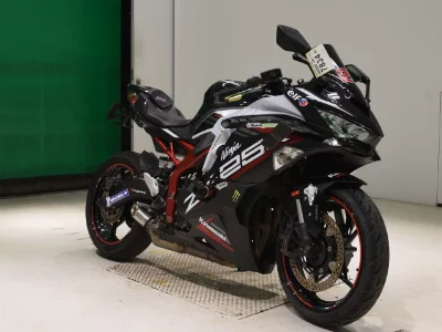 Kawasaki ZX-25R