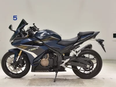 Honda CBR400R-2