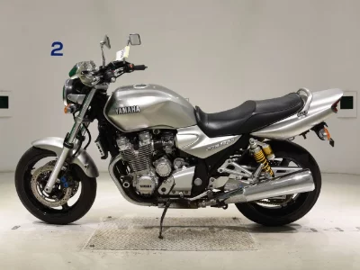 Yamaha XJR1300