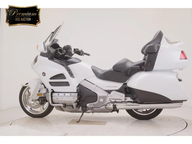 Honda GL1800 AIRBAG NAVIGATION  с аукциона в Японии