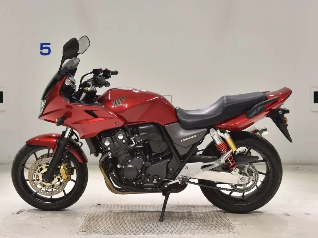 Honda CB400SFV-4 BOLDORABS  с аукциона в Японии