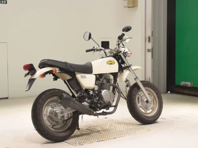 Honda APE100