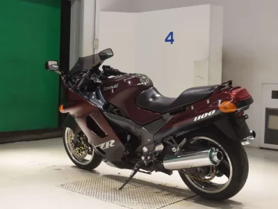 Kawasaki ZZR1100