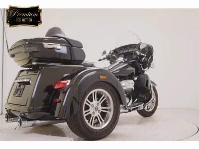 Harley-Davidson HARLEY FLHTCUTG1870