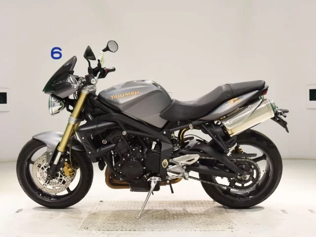 Triumph TRIUMPH STREET TRIPLE  с аукциона в Японии