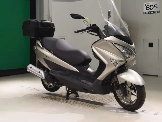 Suzuki BURGMAN200  с аукциона в Японии