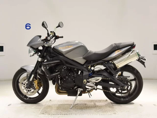 Triumph TRIUMPH STREET TRIPLE R  с аукциона в Японии