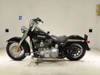 Harley-Davidson HARLEY FLST1450
