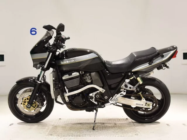 Kawasaki ZRX1100  с аукциона в Японии