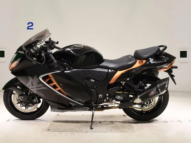 Suzuki HAYABUSA -3  с аукциона в Японии
