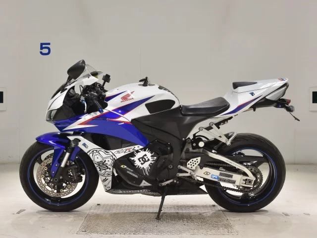 Honda CBR600RR  с аукциона в Японии