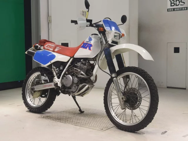Honda XLR250R-4  с аукциона в Японии
