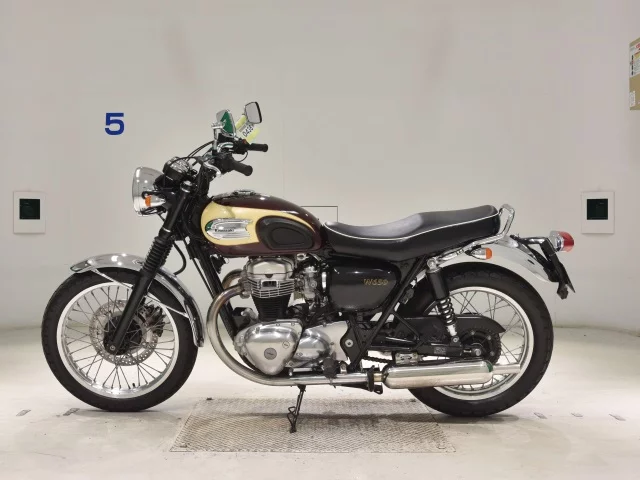 Kawasaki W650  с аукциона в Японии